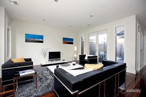 Property photo of 82 Centre Road Brighton East VIC 3187