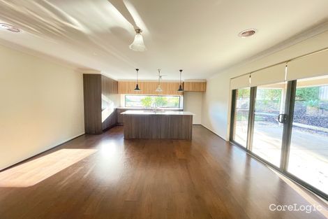Property photo of 4 Waterford Court Drouin VIC 3818
