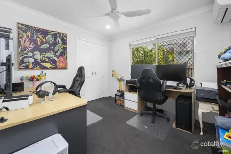 Property photo of 10 Pacific Avenue Bushland Beach QLD 4818