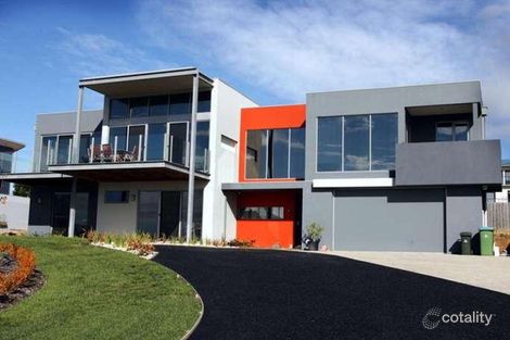 Property photo of 27 Hove Road Mount Martha VIC 3934