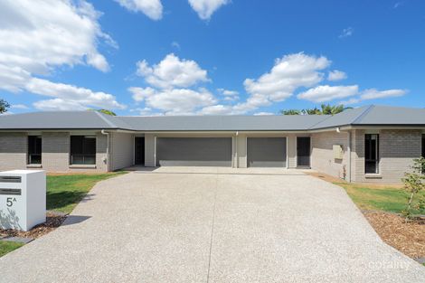 5a Pinelands St, Loganlea, QLD 4131