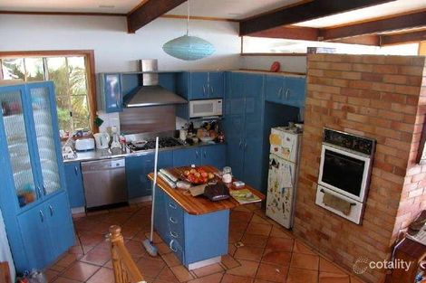 Property photo of 31 Armagh Parade Thirroul NSW 2515