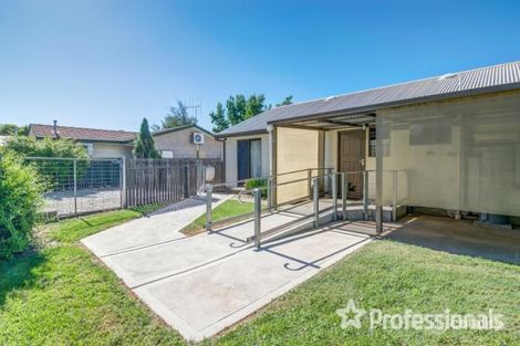 Property photo of 3/3-A Park Street Eglinton NSW 2795