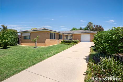 14 Alldis Pl, Kooringal, NSW 2650