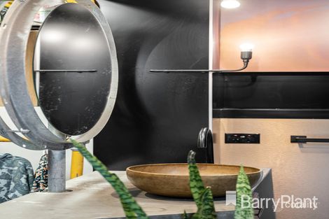 Property photo of 12/6-10 Rosamond Road Footscray VIC 3011