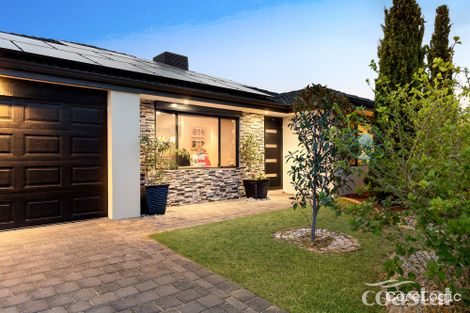 Property photo of 30 Hortonia Avenue Secret Harbour WA 6173