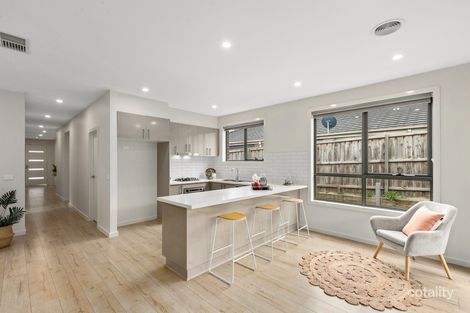 Property photo of 23 Bonang Drive Doreen VIC 3754