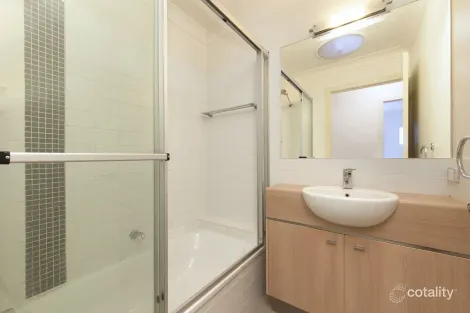 Property photo of 4/25 Rennie Street Indooroopilly QLD 4068
