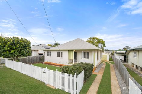 63 King St, Woody Point, QLD 4019