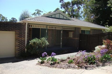 2/11 Wattle Rd, Bayswater North, VIC 3153