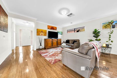 Property photo of 9 Prosperity Avenue Cranbourne North VIC 3977