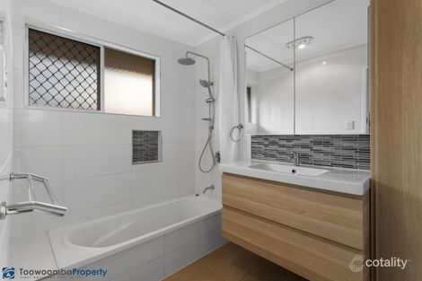 Property photo of 24 Weller Street Rangeville QLD 4350