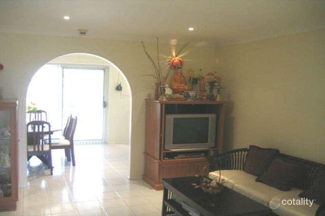 Property photo of 60 Seaeagle Crescent Green Valley NSW 2168