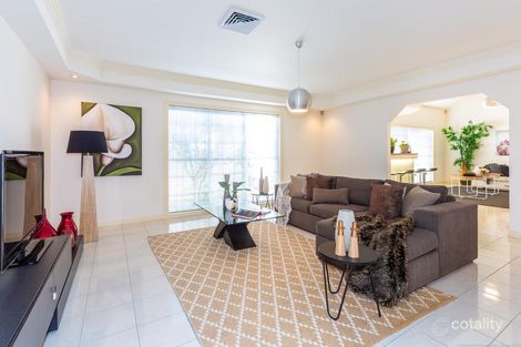 Property photo of 25 Cabana Boulevard Benowa QLD 4217