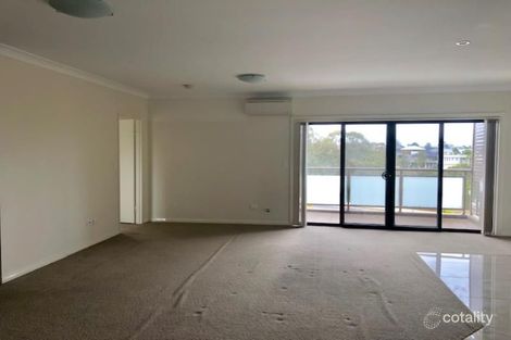 10/1 Glenmore Ridge Dr, Glenmore Park, NSW 2745