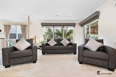 Property photo of 7 Linlithgow Way Melton West VIC 3337