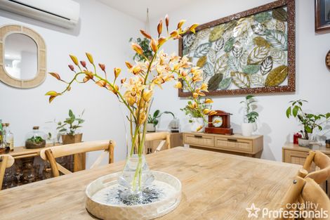 2/10 Domain Dr, Hillside, VIC 3037