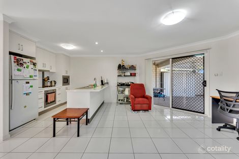 Property photo of 1/29 Scenic Drive Emerald QLD 4720