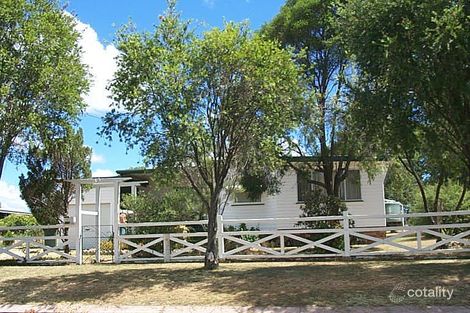 12 Moncrieffe St, Warwick, QLD 4370