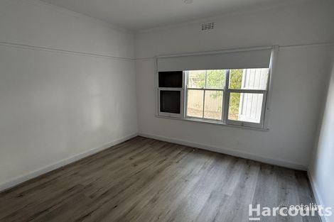Property photo of 8 Iris Street Horsham VIC 3400