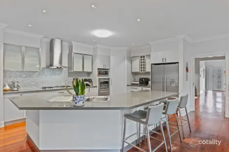 Property photo of 27 Milnes Creek Drive Wangaratta VIC 3677