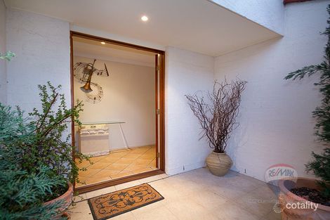 Property photo of 29 Mozart Place Mount Ommaney QLD 4074