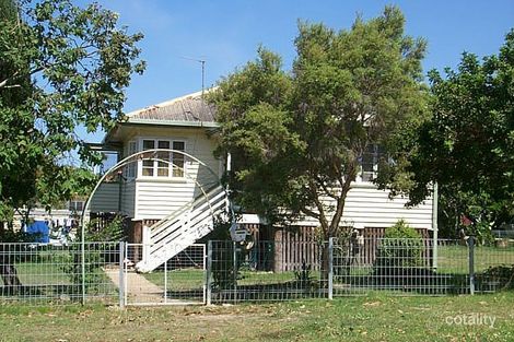 2 Elizabeth St, South Gladstone, QLD 4680