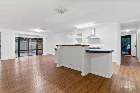Property photo of 9 Dunbar Court Meadow Springs WA 6210