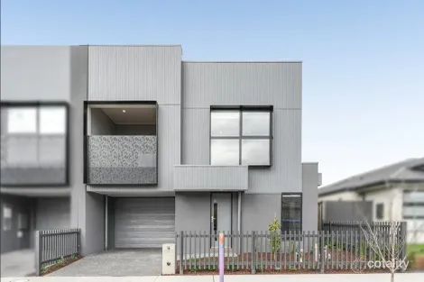 16 Aberfeldy Cres, Cranbourne South, VIC 3977