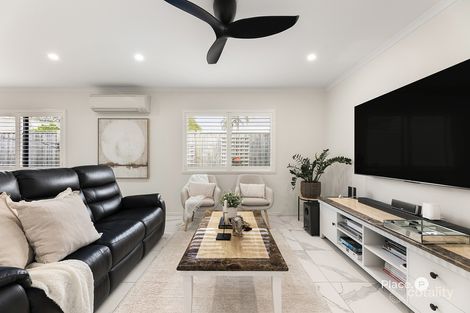 Property photo of 9 Morningview Place Carindale QLD 4152