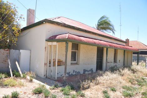 15 High St, Morgan, SA 5320