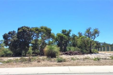 145 Golf Links Dr, Carramar, WA 6031