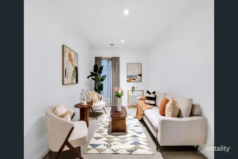 Property photo of 69 Everard Avenue Clyde North VIC 3978