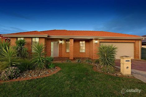 Property photo of 5 Santolin Drive Hillside VIC 3037