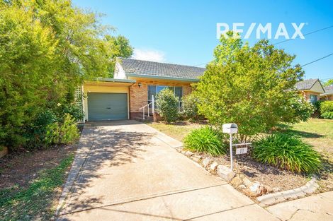 11 Stanley St, Kooringal, NSW 2650