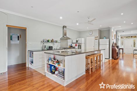 Property photo of 19 Gladys Grove Croydon VIC 3136