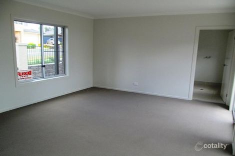Property photo of 10 Selwyn Avenue Minto NSW 2566