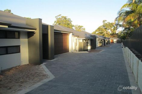 Property photo of 3/43 Boonooloo Road Kalamunda WA 6076