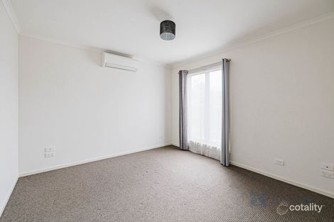 Property photo of 1/2 Lobelia Court Darley VIC 3340