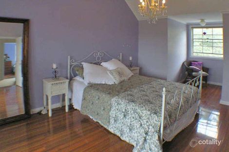 Property photo of 18 Tania Drive Point Clare NSW 2250