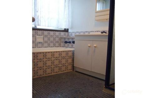 Property photo of 32 Hutchison Crescent Kambah ACT 2902