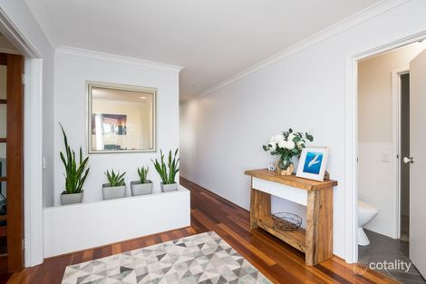 Property photo of 7 Bascombe Rise Hillarys WA 6025