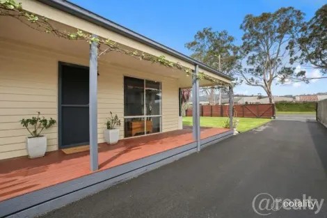 Property photo of 70 Contour Road Trafalgar VIC 3824