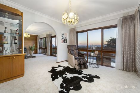 Property photo of 30 Rathmullen Quadrant Doncaster VIC 3108