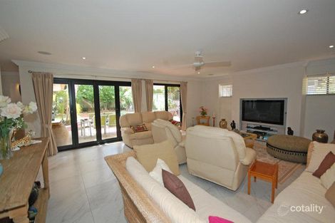 Property photo of 27 Forster Avenue Bundall QLD 4217