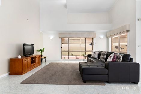 Property photo of 4 Summit Mews Hillside VIC 3037