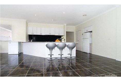 Property photo of 24 Caesia Way Caroline Springs VIC 3023