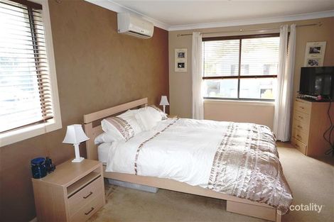 Property photo of 22 Mary Ann Drive Glenfield NSW 2167