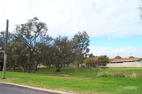 50 Abingdon Rd, Swan View, WA 6056