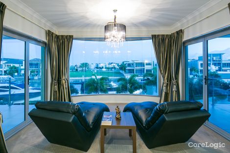 Property photo of 26 Knightsbridge Parade West Paradise Point QLD 4216